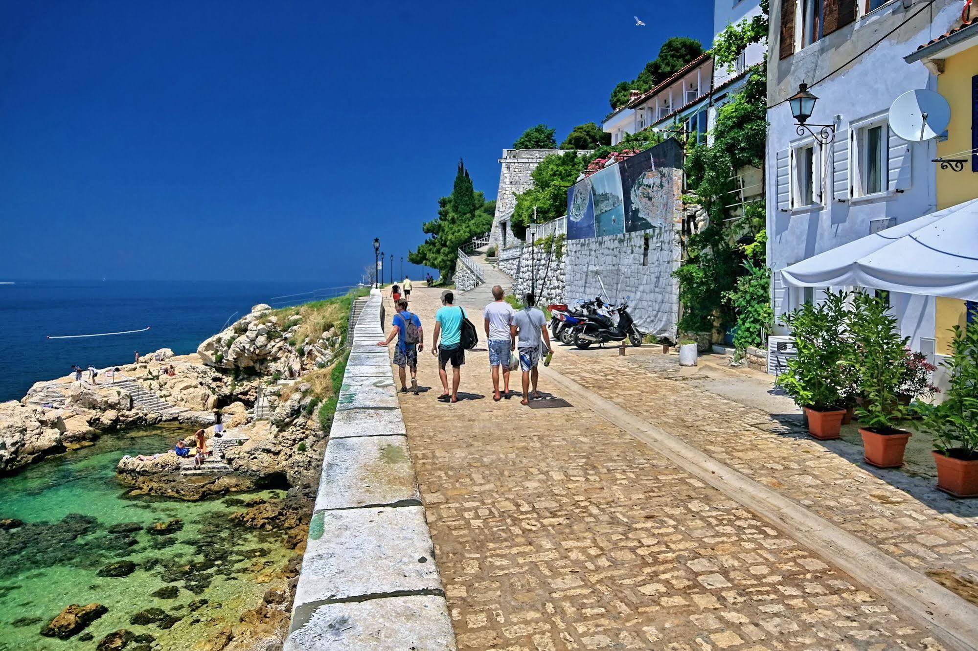 Angelo D'Oro Apartment Monte Rovinj Exteriör bild