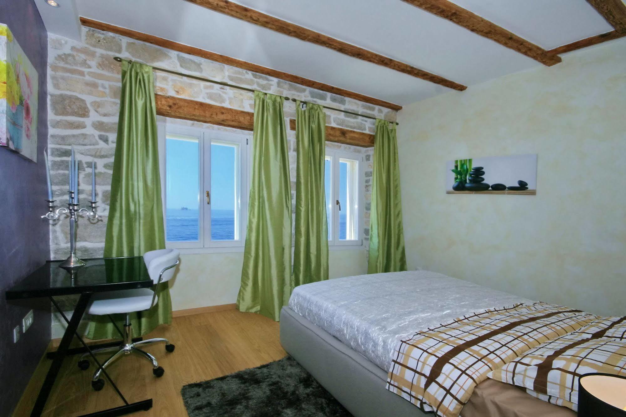 Angelo D'Oro Apartment Monte Rovinj Exteriör bild